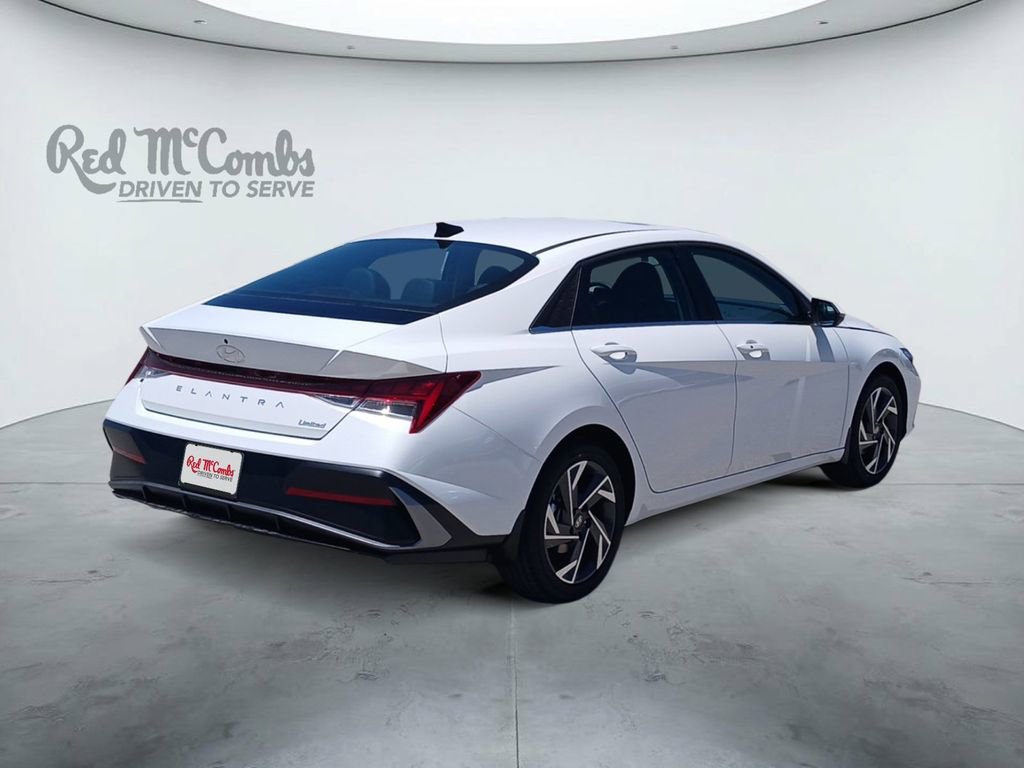 New 2026 Hyundai Elantra Limited FWD image 5