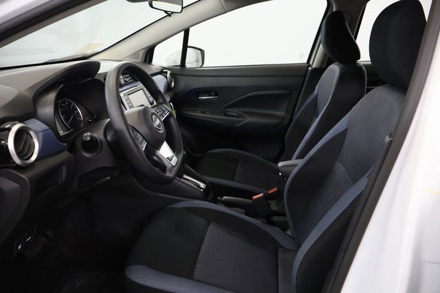 New 2025 Nissan Versa SV w/ Trunk Package image 9