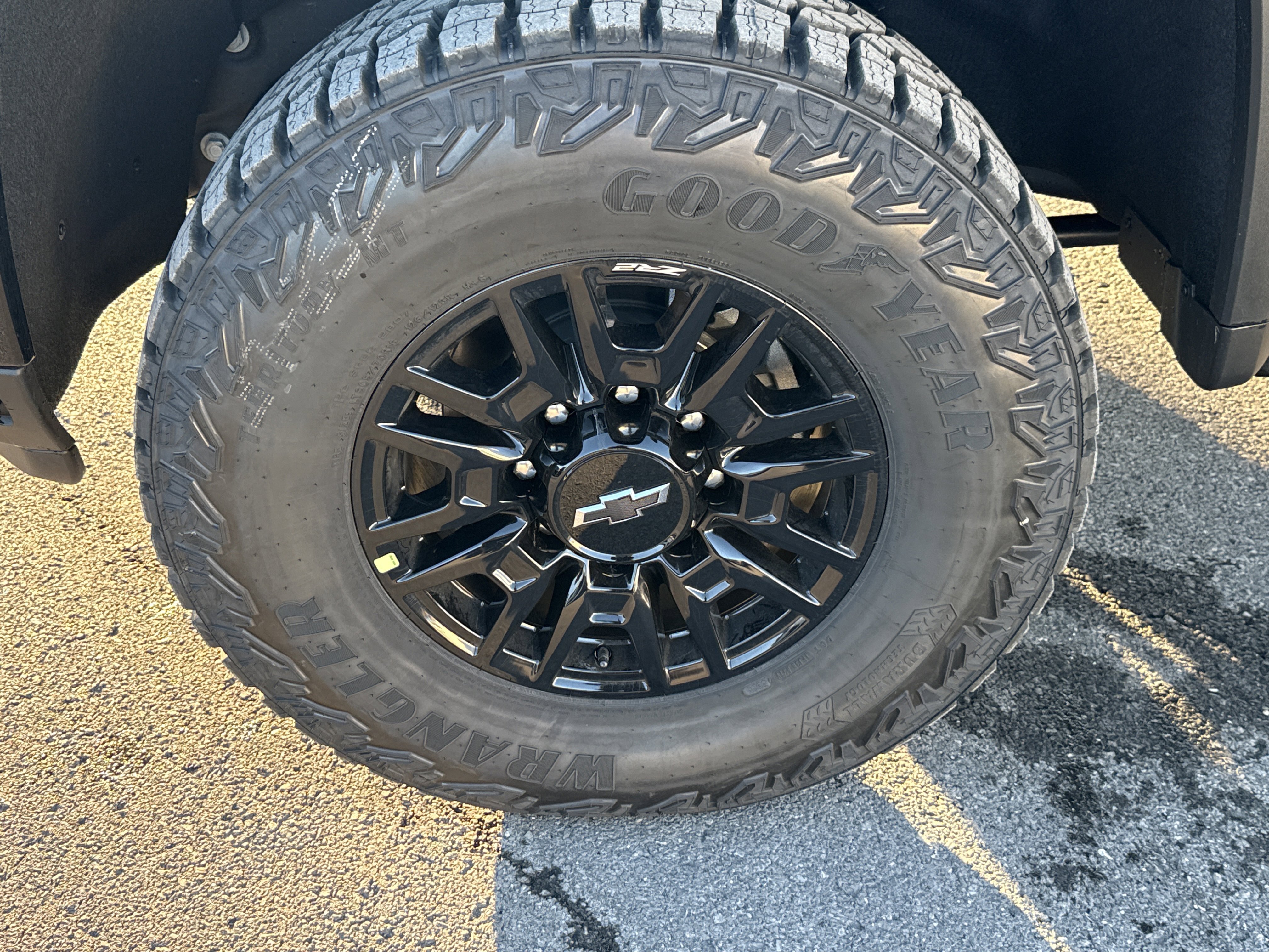 New 2026 Chevrolet Silverado 2500 ZR2 w/ LPO, Dark Essentials Package image 10