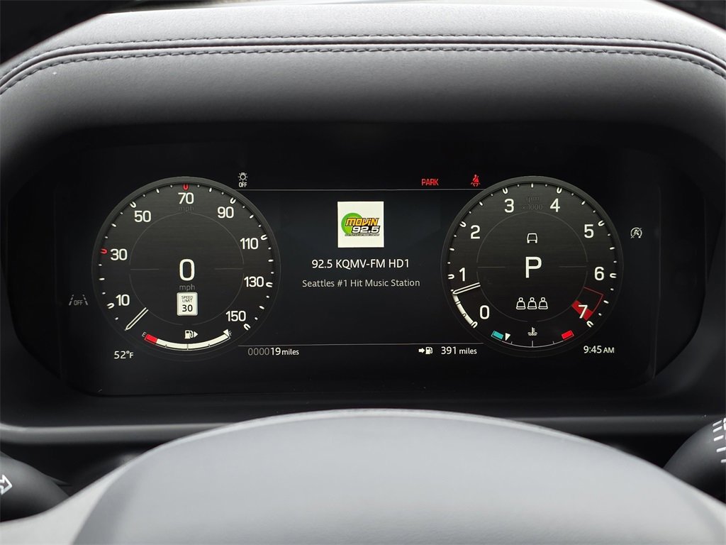 New 2026 Land Rover Defender 110 S image 18