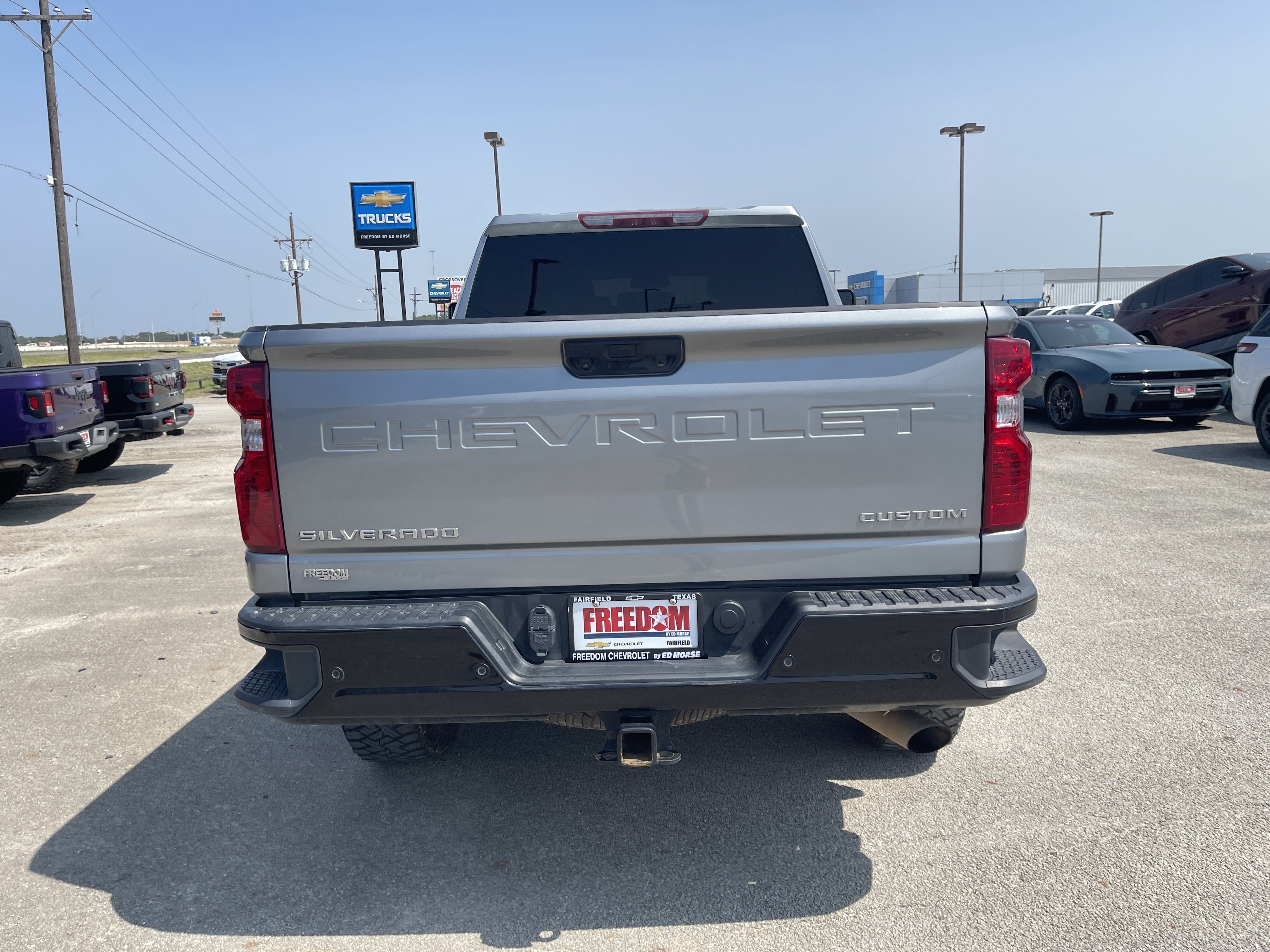 Used 2025 Chevrolet Silverado 2500 Custom w/ Custom Value Package AWD/4WD image 5