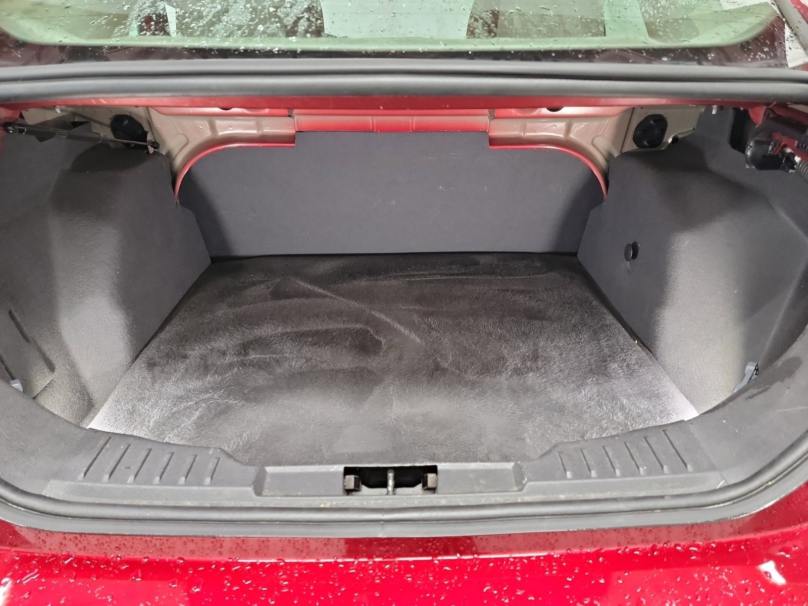 Used 2013 Ford Focus SE FWD image 24