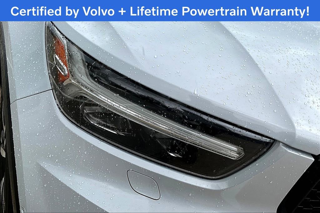 Used 2022 Volvo XC40 T5 R-Design image 38