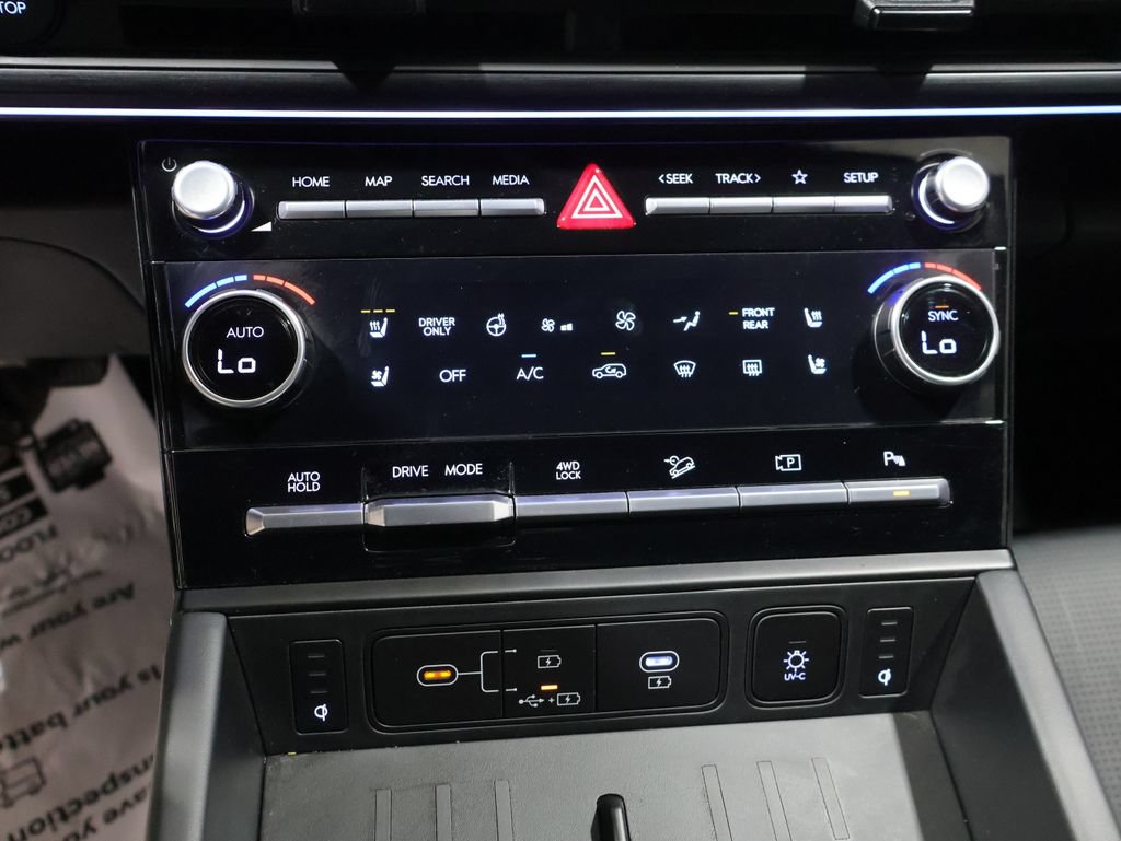 Used 2025 Hyundai Santa Fe Calligraphy AWD/4WD image 28