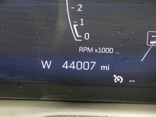 Used 2024 Cadillac XT4 Premium Luxury image 42