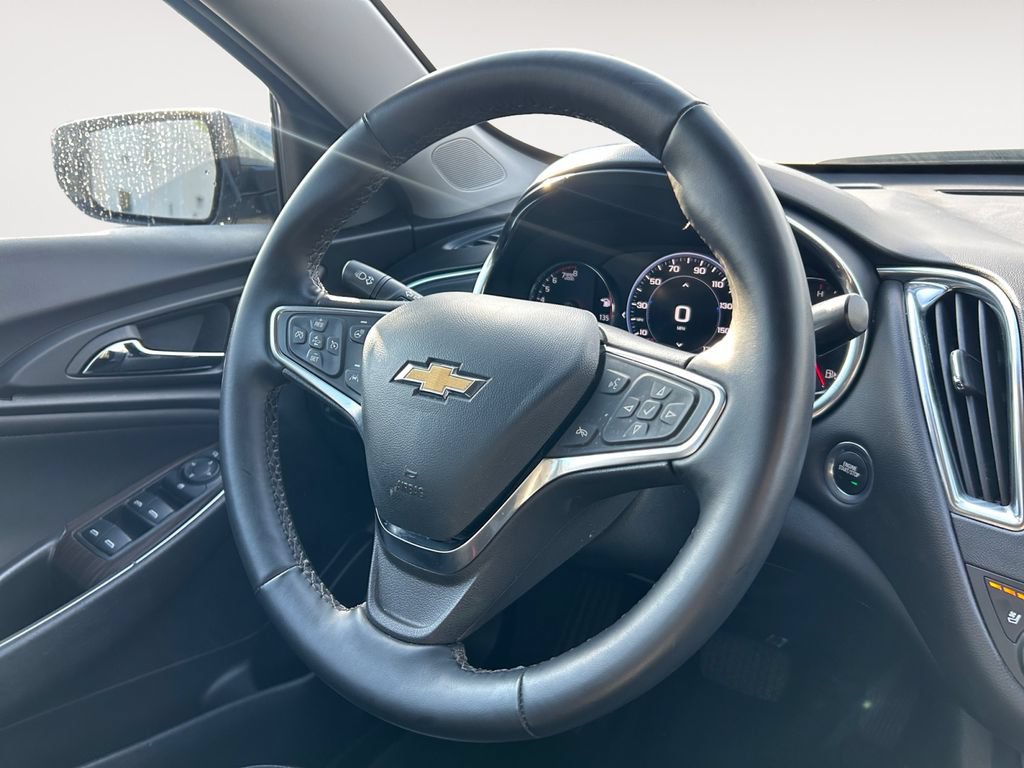 Used 2024 Chevrolet Malibu LT FWD image 12