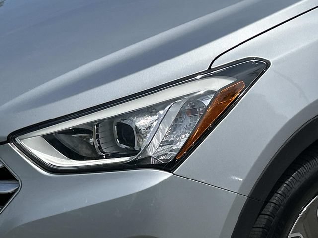 Used 2014 Hyundai Santa Fe GLS FWD image 9