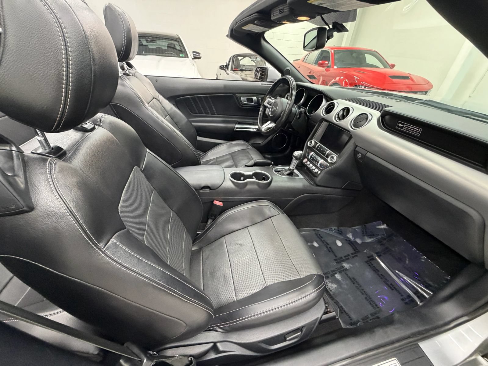 Used 2020 Ford Mustang Premium RWD image 17