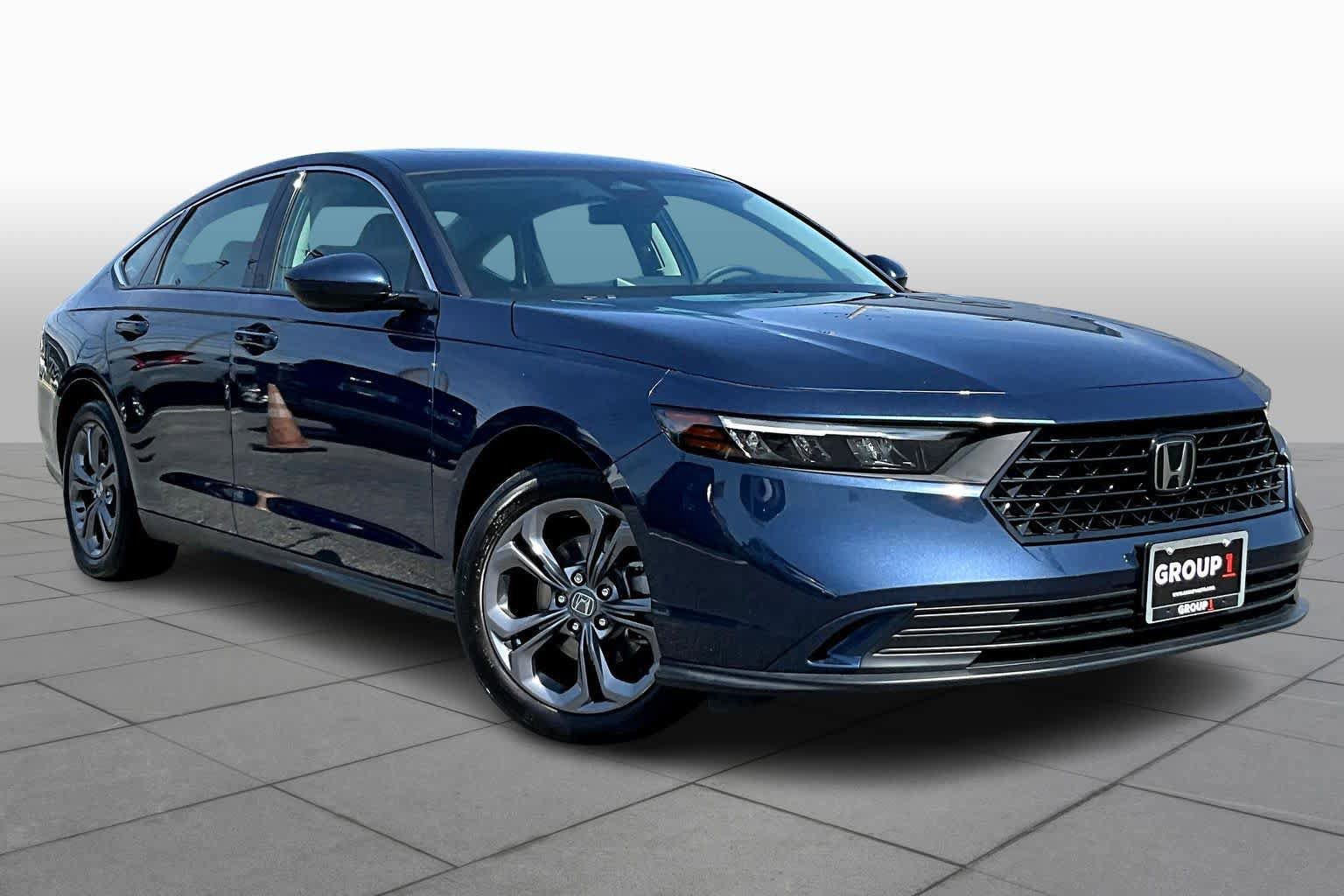 Used 2023 Honda Accord EX image 3