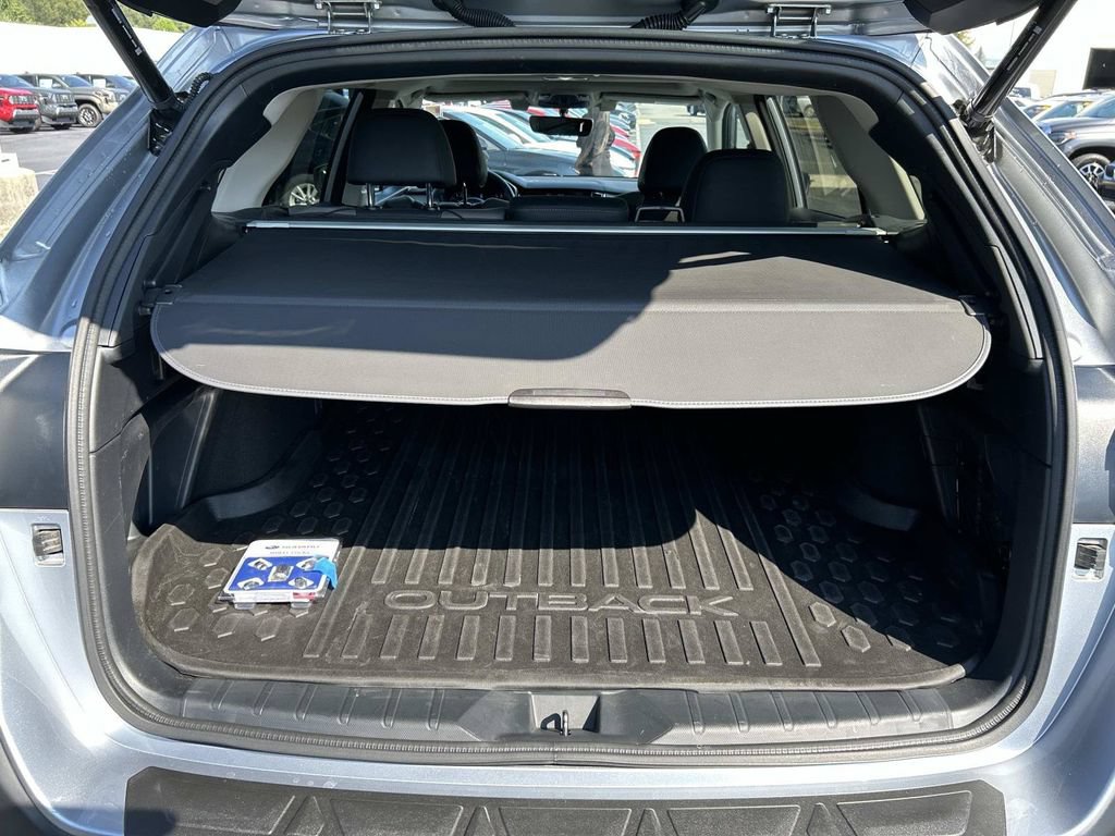 Used 2020 Subaru Outback Onyx Edition XT w/ Popular Package #2 AWD/4WD image 12