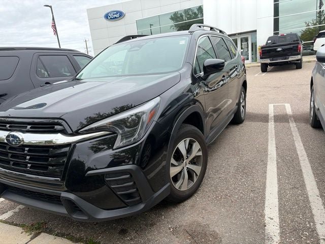 Used 2024 Subaru Ascent Premium w/ Convenience Package AWD/4WD image 1
