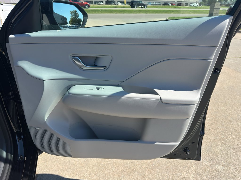 New 2026 Hyundai Kona Limited FWD image 30