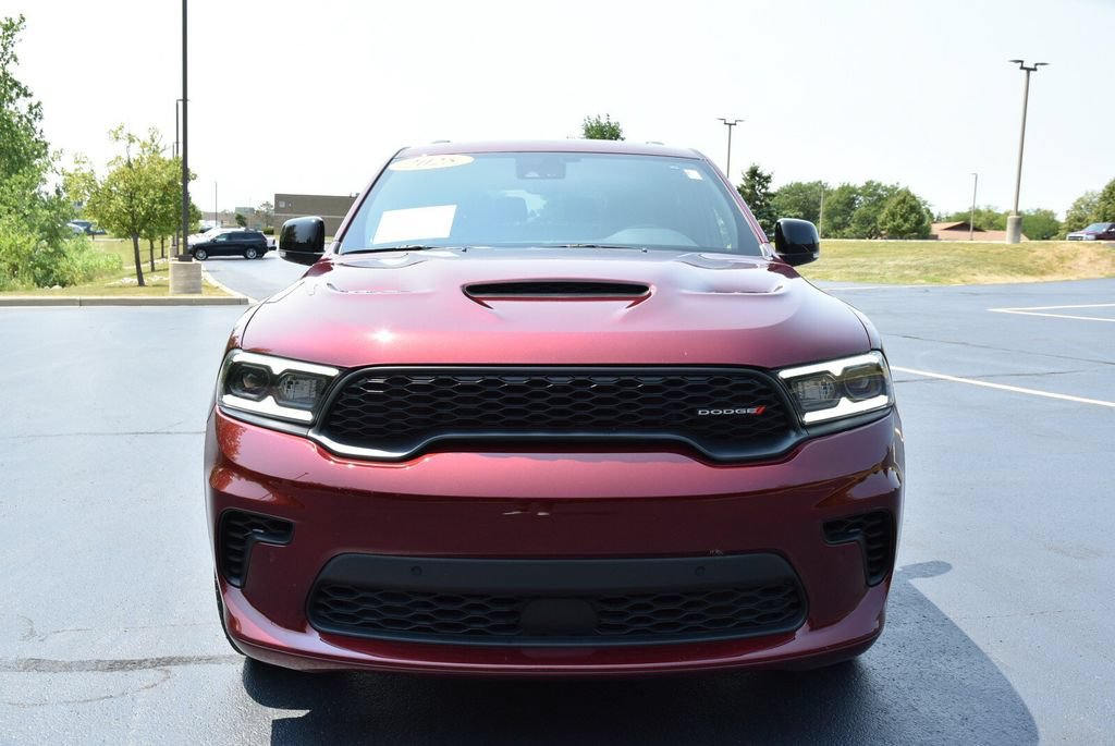Used 2025 Dodge Durango R/T AWD/4WD image 2