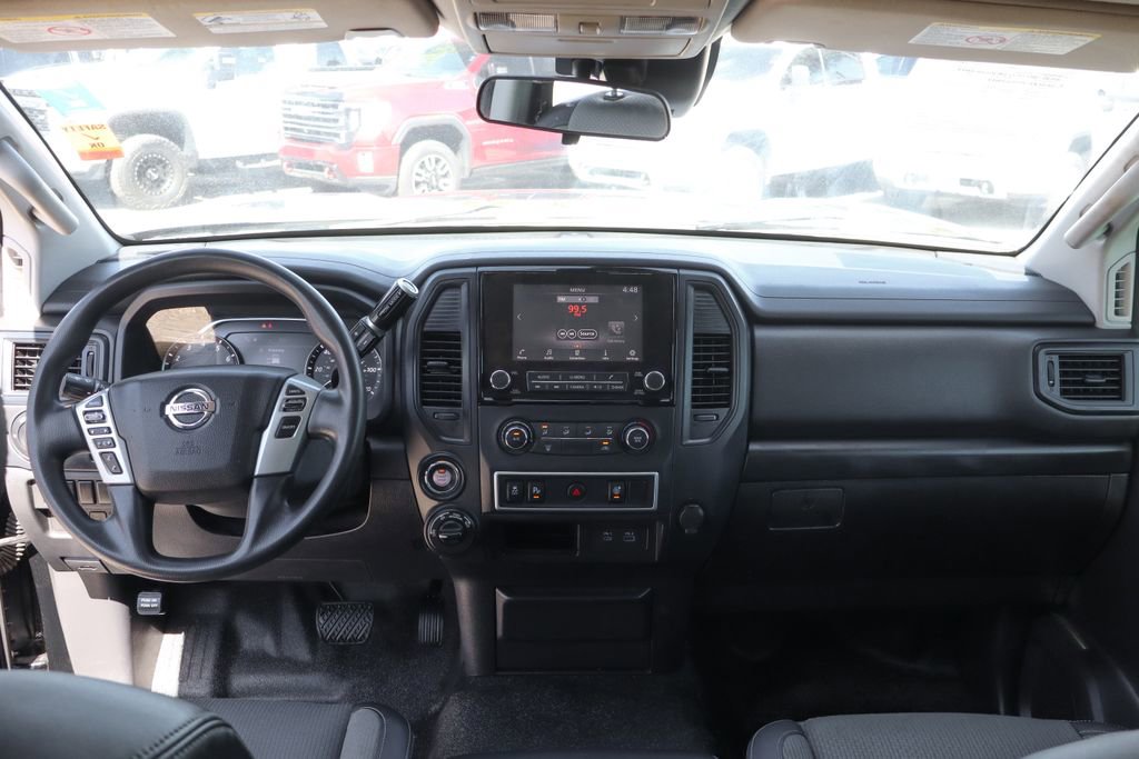 Used 2021 Nissan Titan S w/ HD Front GAWR Package AWD/4WD image 27