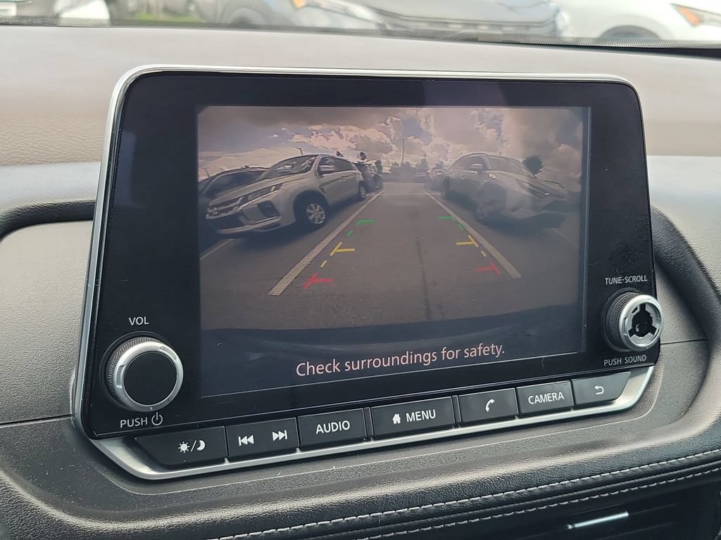 Used 2023 Nissan Rogue S FWD image 25