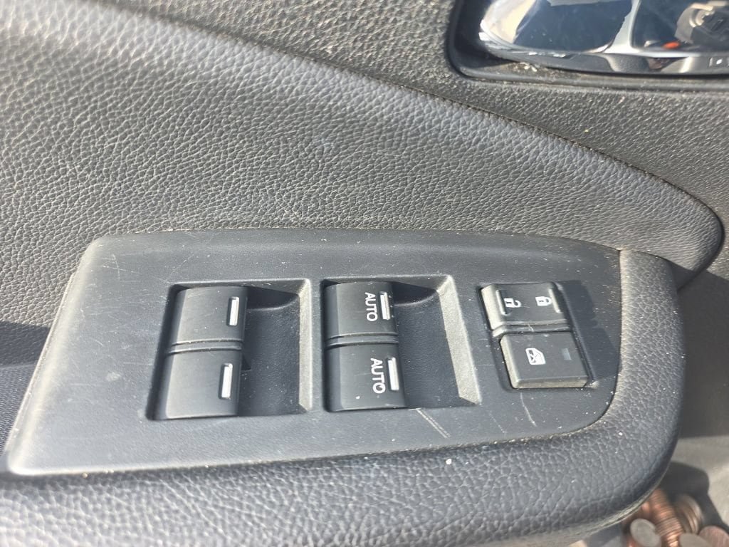 Used 2021 Honda Pilot Special Edition image 11