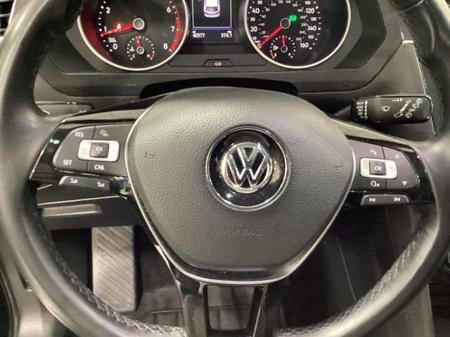 Used 2018 Volkswagen Tiguan SEL AWD/4WD image 19