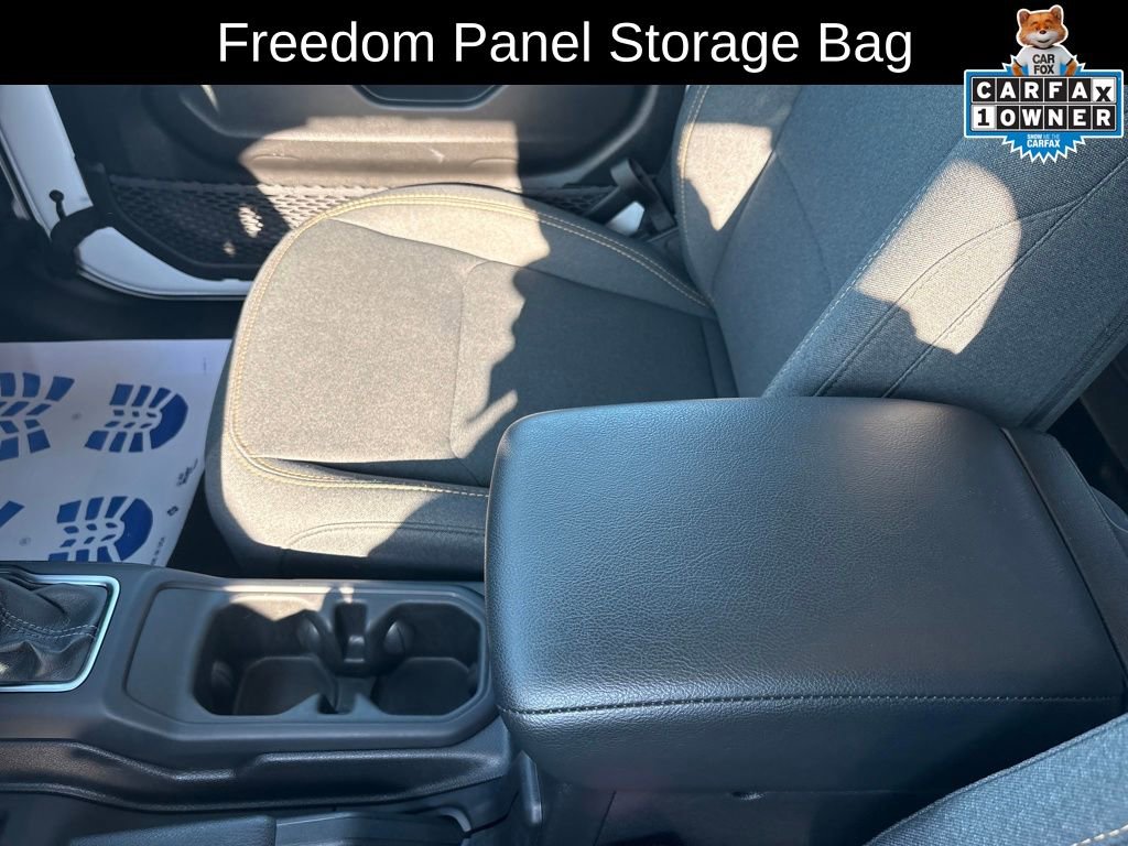 Certified 2025 Jeep Wrangler Willys 4xe image 32