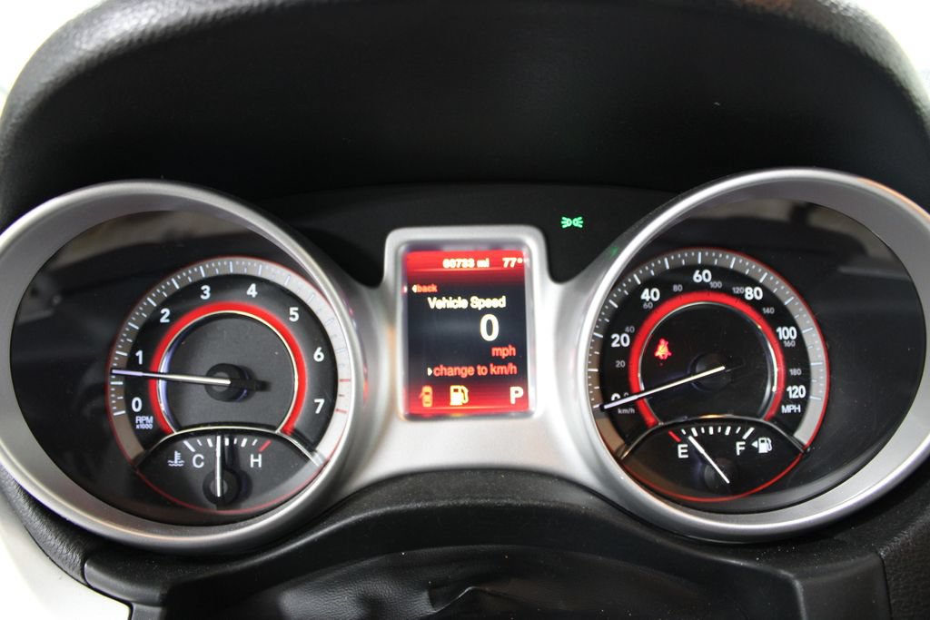 Used 2019 Dodge Journey SE w/ Connectivity Group FWD image 37