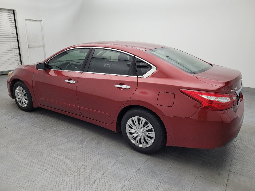 Used 2016 Nissan Altima 2.5 S w/ Power Driver Seat Package FWD image 3