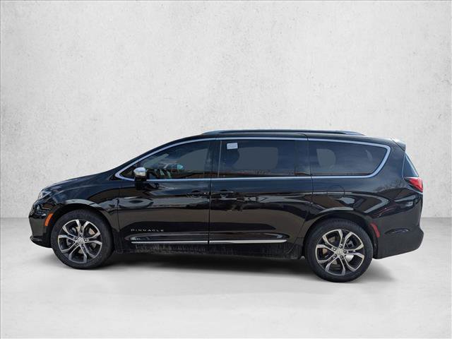 New 2026 Chrysler Pacifica Pinnacle image 4