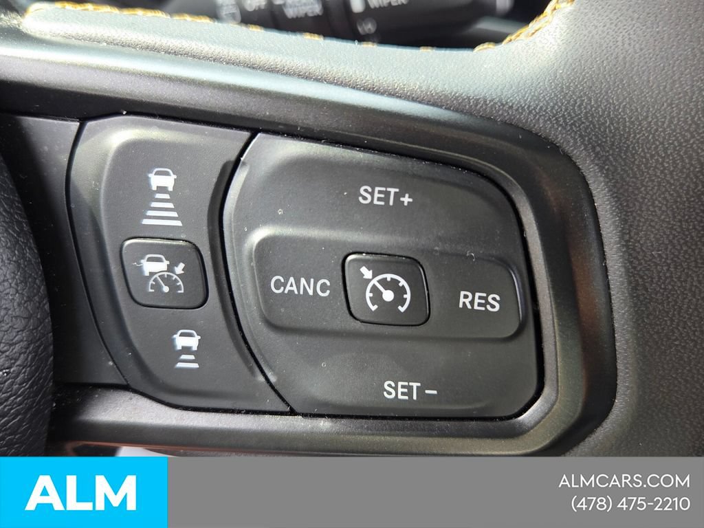 Used 2025 Jeep Wrangler Unlimited Sport AWD/4WD image 25