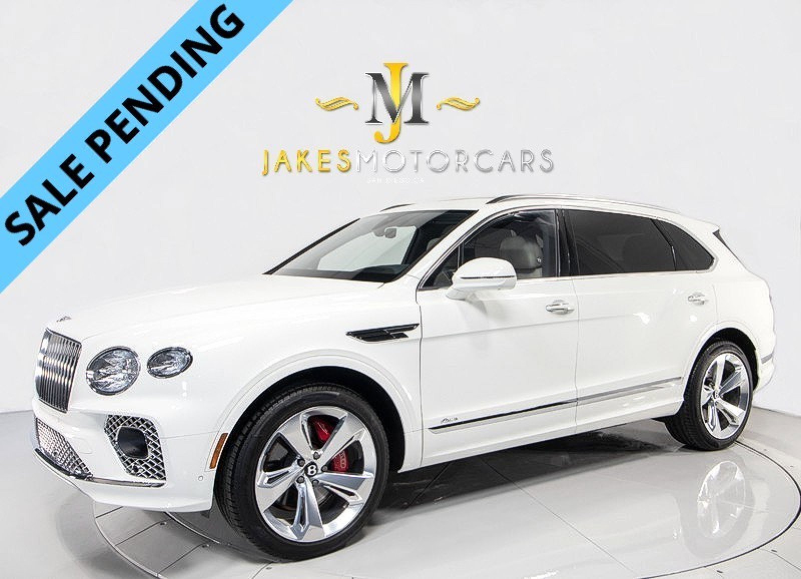Used 2023 Bentley Bentayga Extended Wheelbase