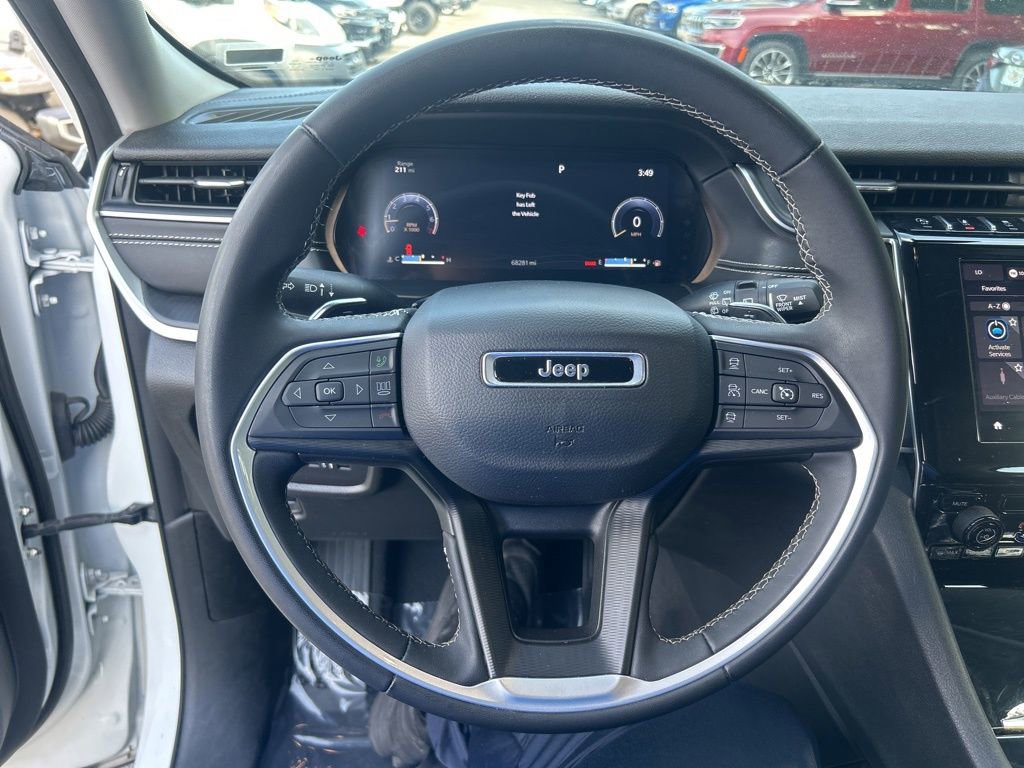 Certified 2023 Jeep Grand Cherokee L Laredo image 16