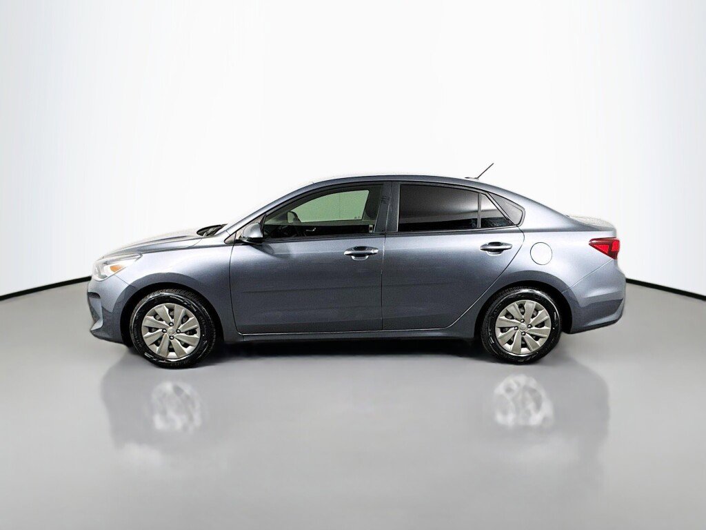 Used 2020 Kia Rio S FWD image 2