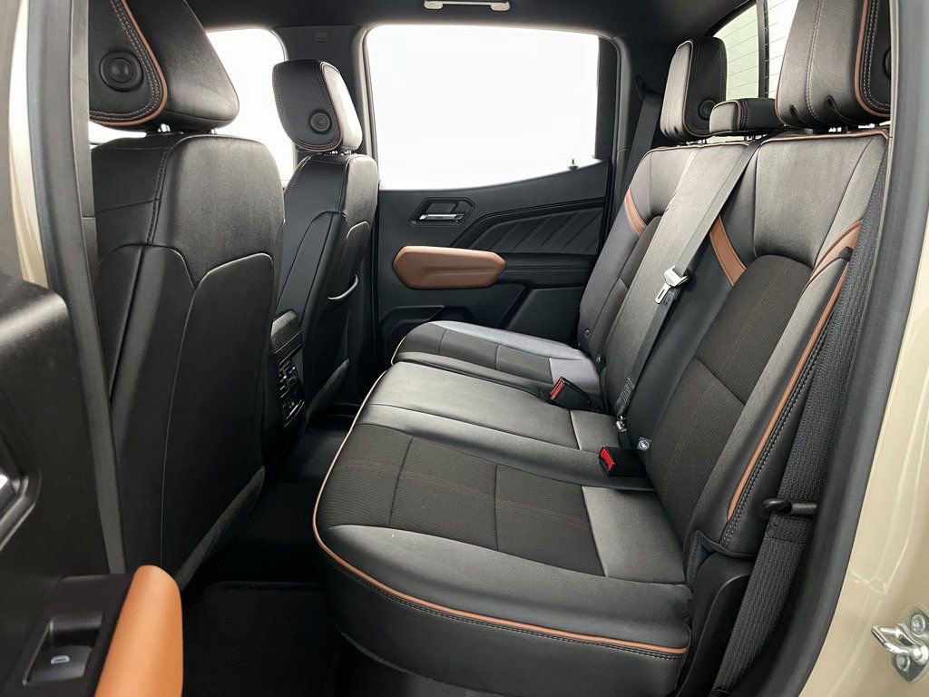 Certified 2024 GMC Canyon AT4 w/ Technology Package image 10