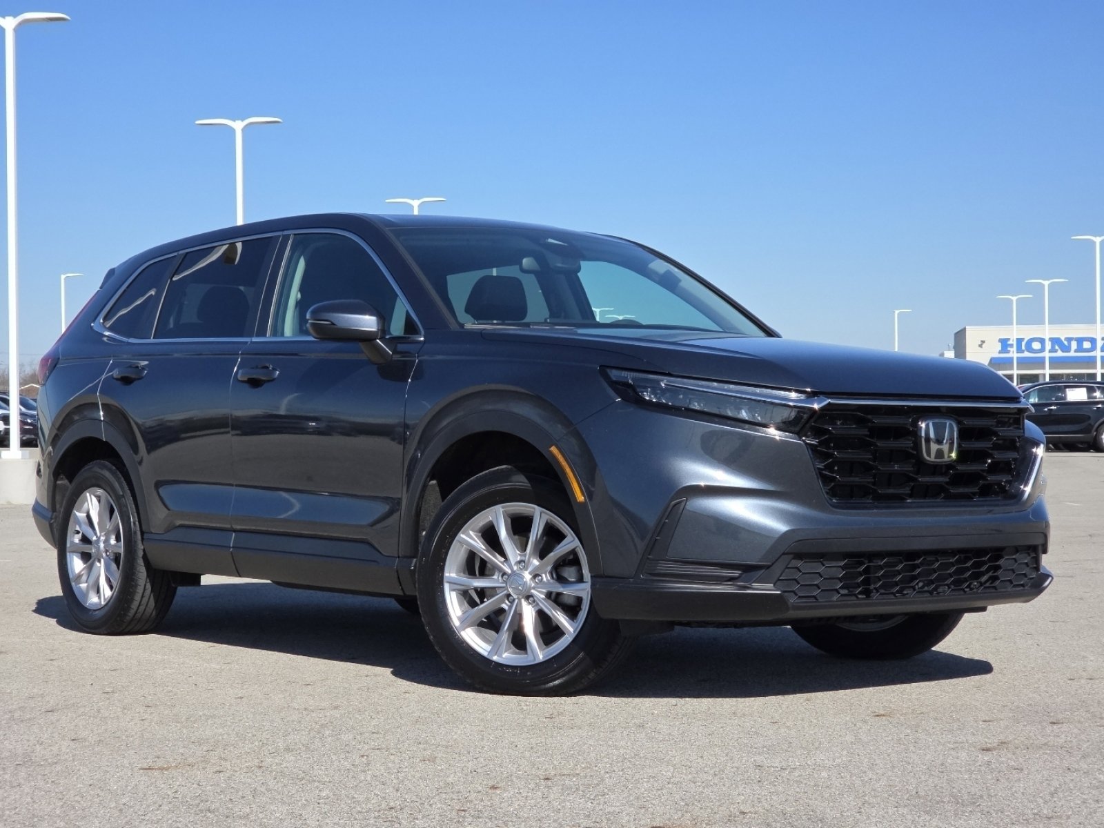 Used 2023 Honda CR-V EX image 2