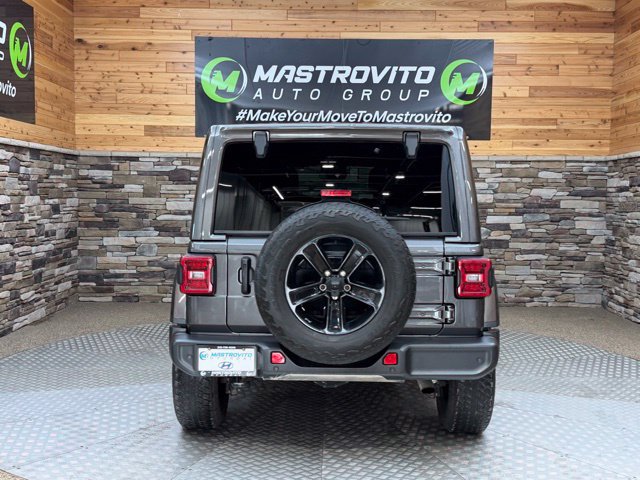 Used 2022 Jeep Wrangler Unlimited Sahara AWD/4WD image 11