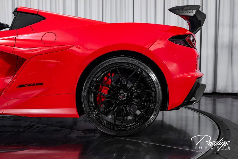 Used 2025 Chevrolet Corvette Z06 w/ Z07 Performance Package image 21