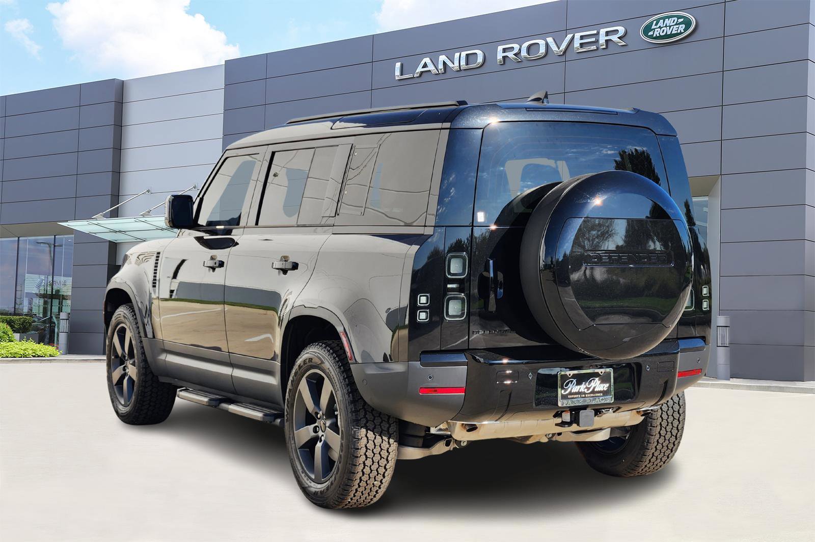 New 2026 Land Rover Defender 110 S image 4