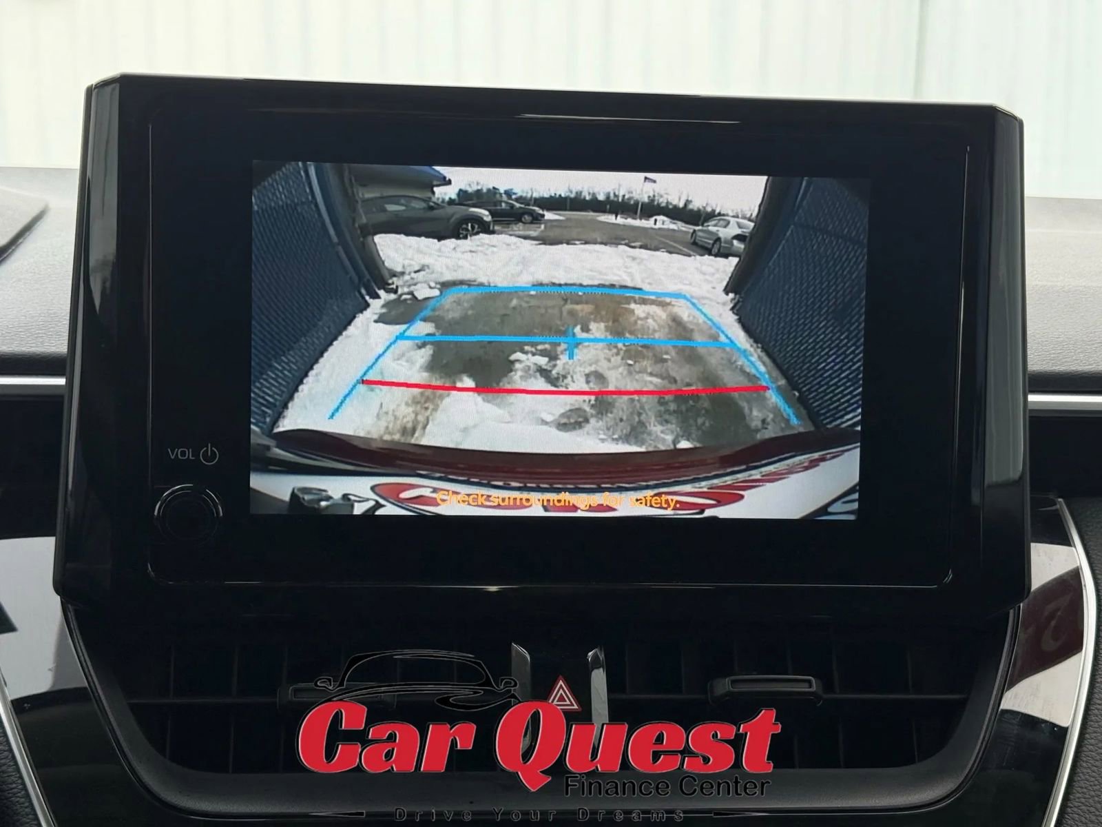 Used 2024 Toyota Corolla LE image 27