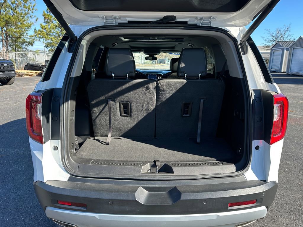 Used 2022 GMC Acadia SLT w/ Technology Package image 13