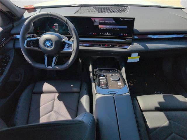 New 2026 BMW i5 eDrive40 w/ M Sport Package image 14