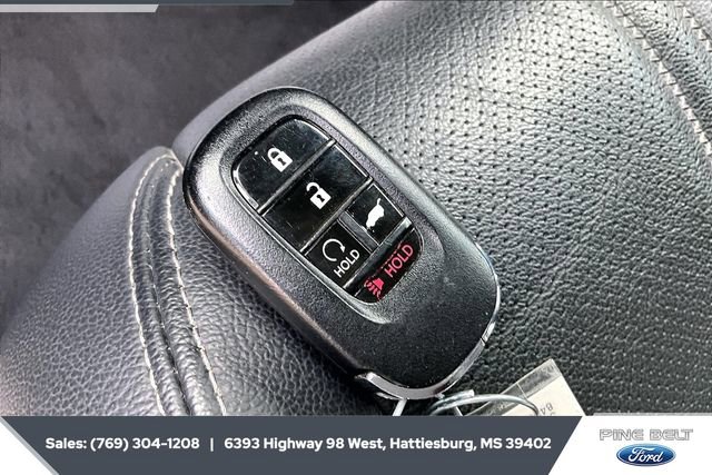 Used 2024 Honda HR-V EX-L image 9