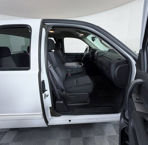 Used 2011 Chevrolet Silverado 1500 LT w/ All-Star Edition RWD image 6