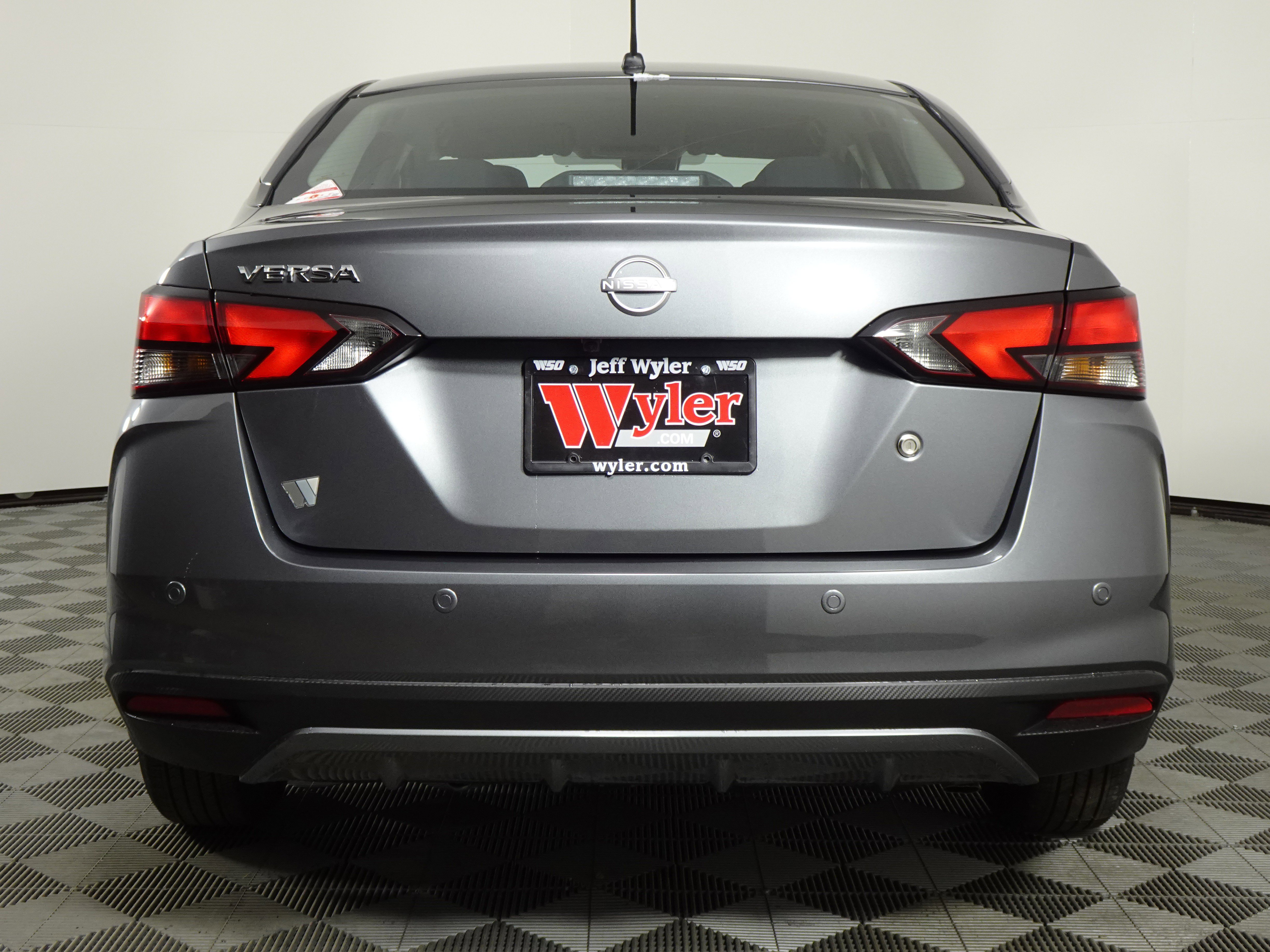 New 2025 Nissan Versa S w/ Trunk Package image 18