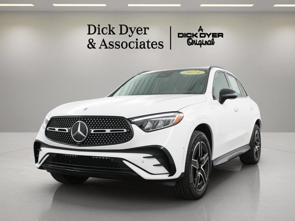 Used 2024 Mercedes-Benz GLC 300 image 5