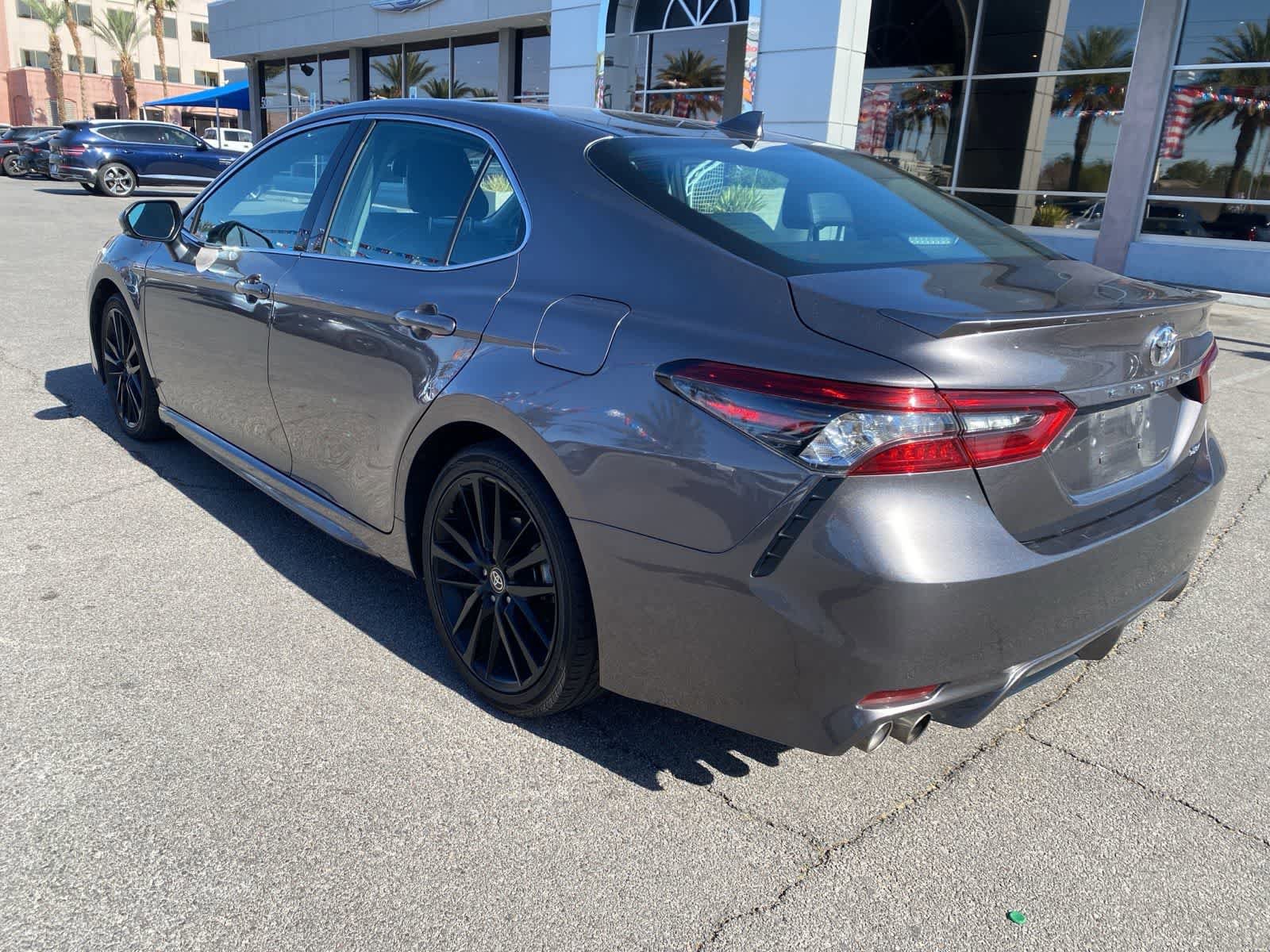 Used 2023 Toyota Camry XSE FWD image 9