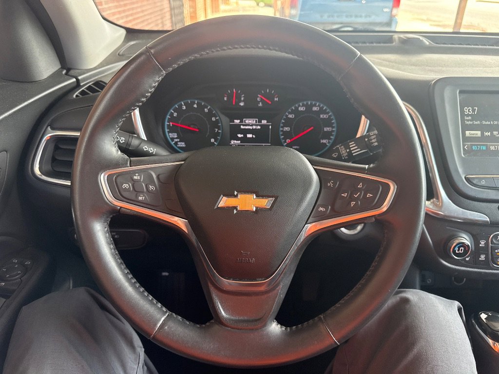 Used 2018 Chevrolet Equinox LT AWD/4WD image 13