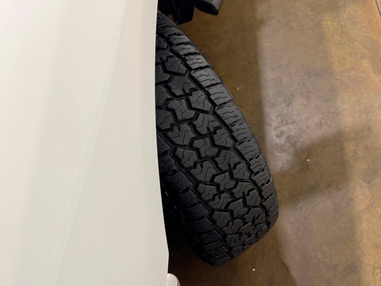Used 2022 RAM 2500 Tradesman w/ Chrome Appearance Group AWD/4WD image 57