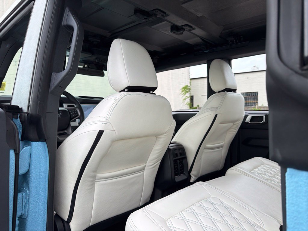 Used 2025 Ford Bronco 4-Door AWD/4WD image 33