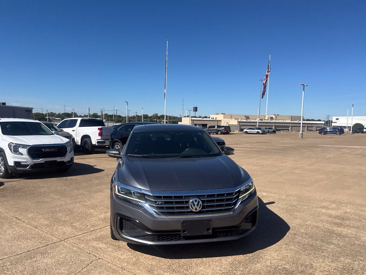 Used 2022 Volkswagen Passat 2.0T R-Line FWD image 6