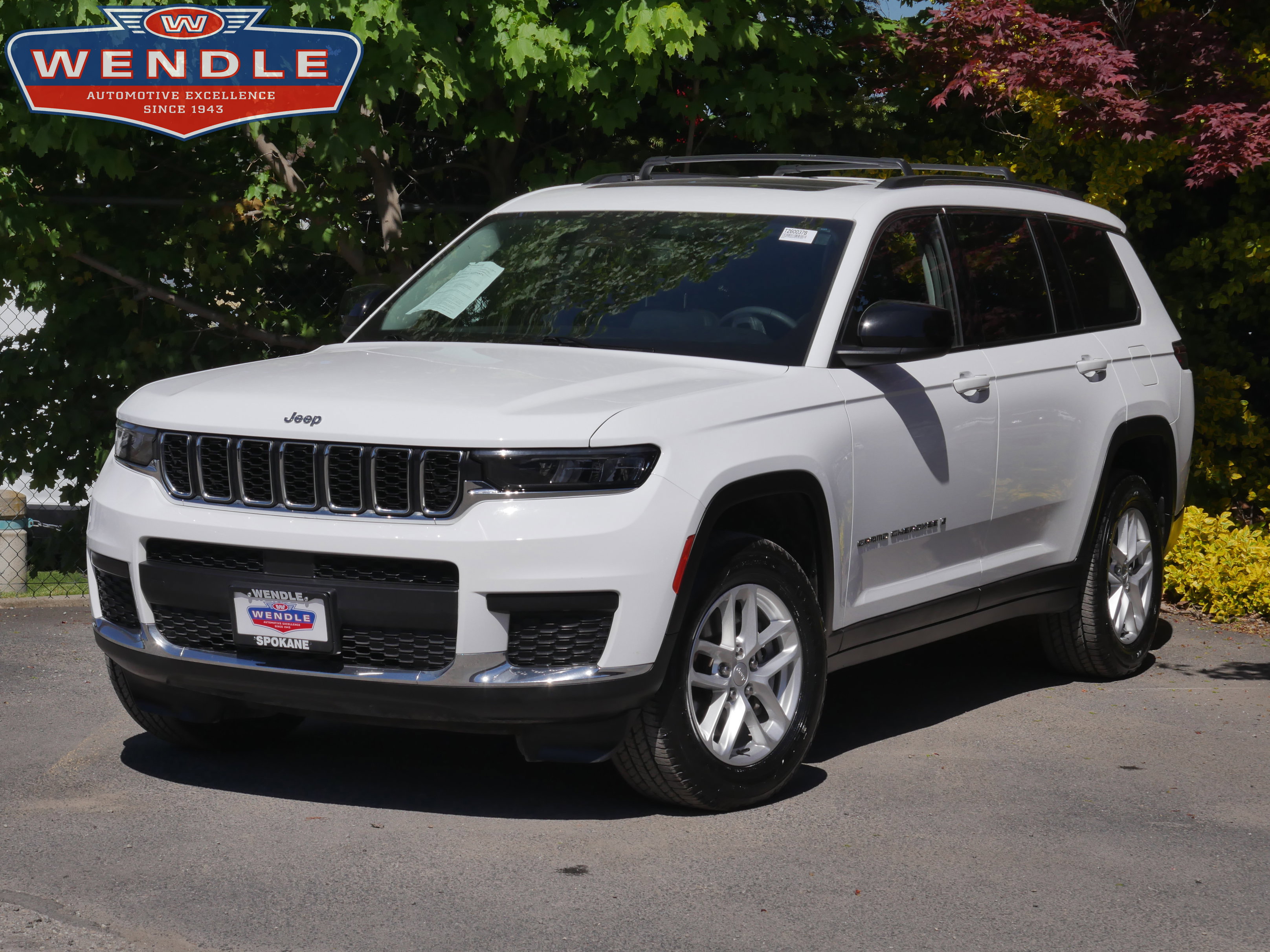 Used 2023 Jeep Grand Cherokee L Laredo
