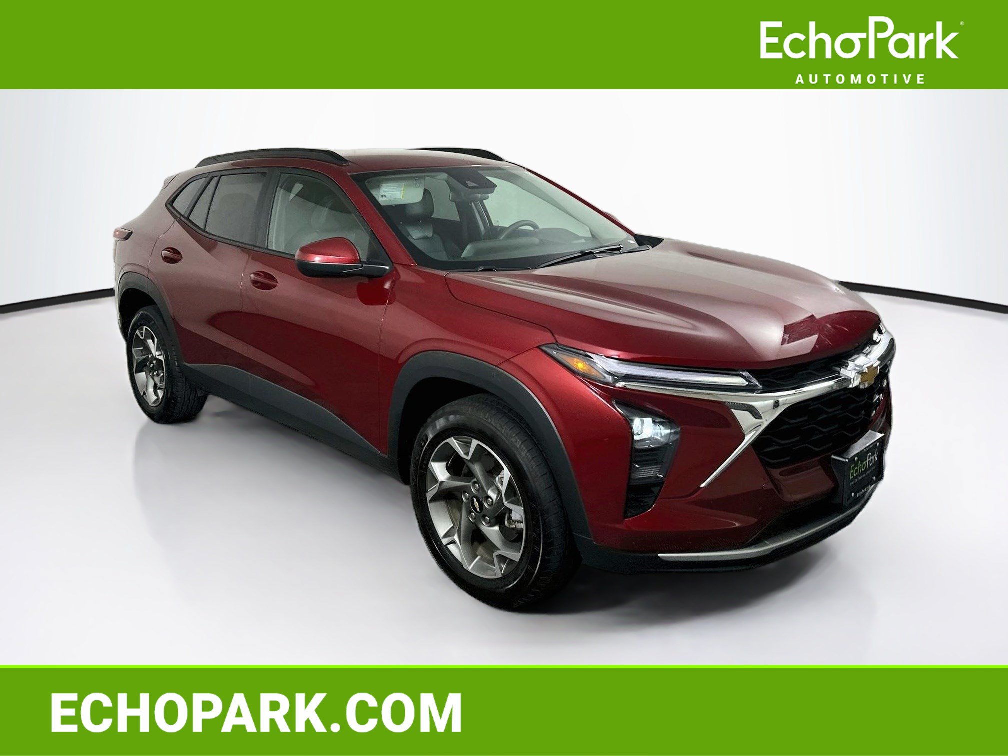 Used 2025 Chevrolet Trax LT
