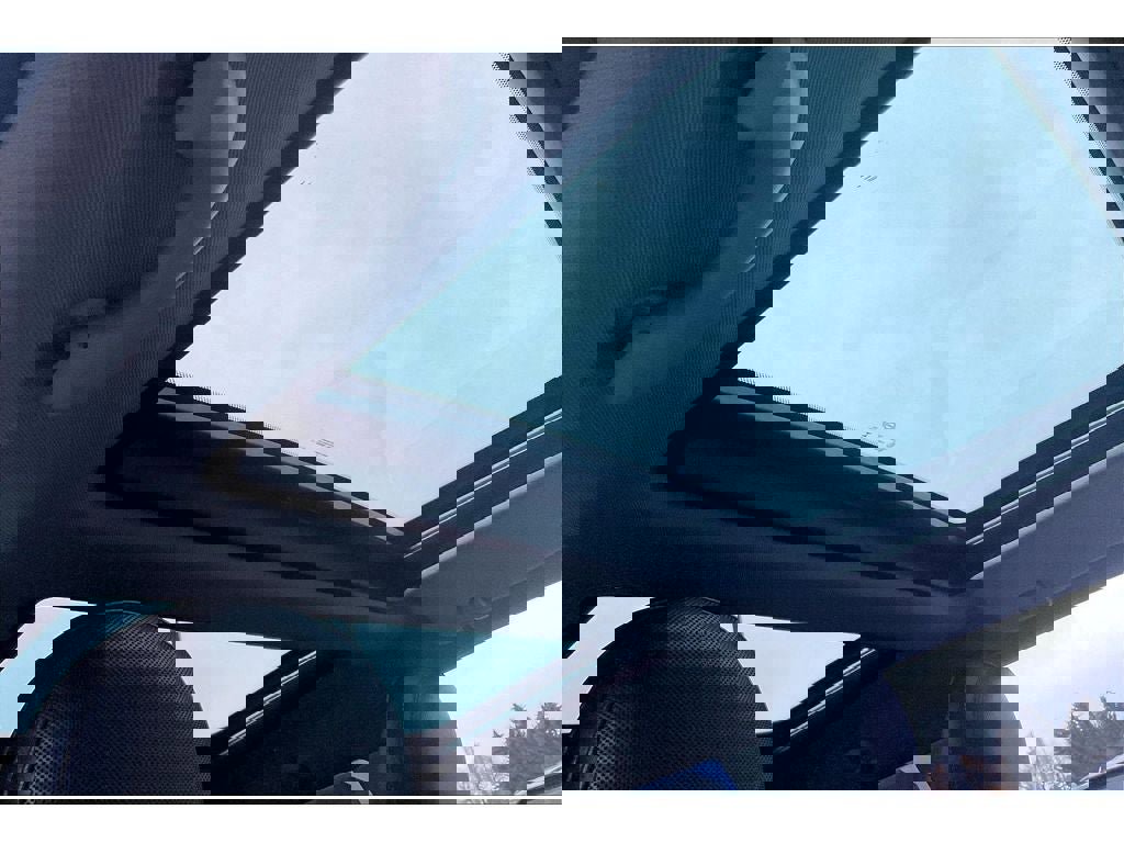 Used 2020 MINI Cooper 2-Door Hardtop image 24