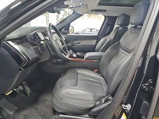 Used 2024 Land Rover Range Rover Sport SE image 5